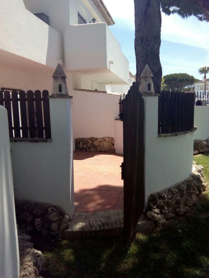 Playa De La Barrosa Apartment Chiclana de la Frontera Luaran gambar